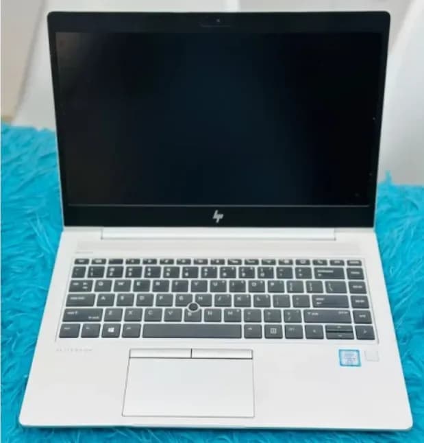 HP Elitebook 840 G6 + Bag 4